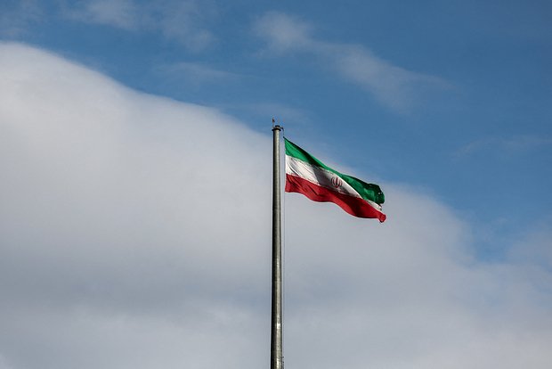 Вэнс: Иран должен решить, продолжать ли переговоры с США