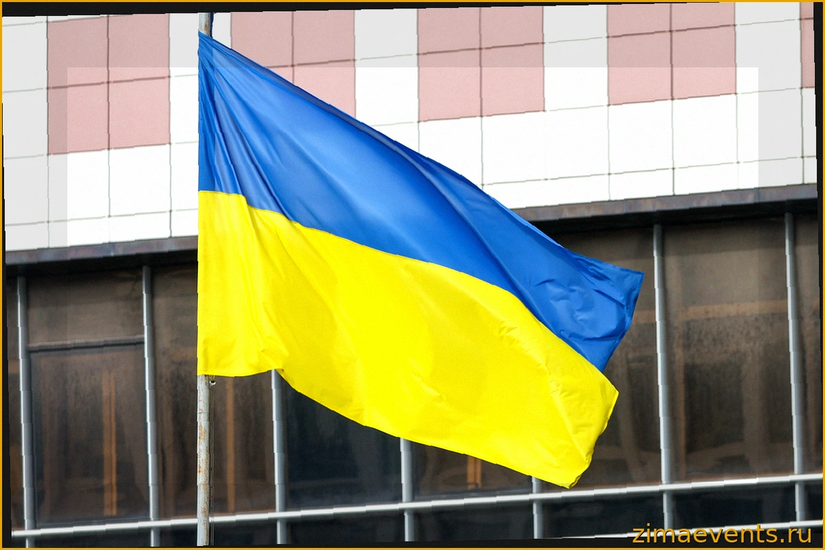 Запад обвиняют в принудительном сборе средств с граждан для помощи Украине