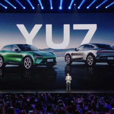 Xiaomi представила свой первый электрический кроссовер YU7