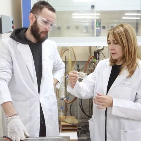 Ученые получили материалы, способные заменить металлы