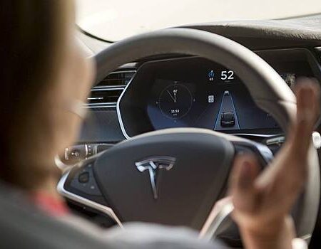 Tesla попыталась скрыть данные о ДТП с участием беспилотников