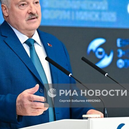 Белорусский вокал. Как Александр Лукашенко провел Евразийский форум