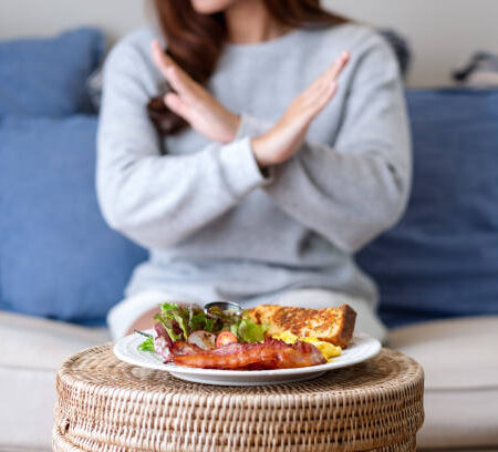 Отказ от завтрака: неочевидная угроза для психики