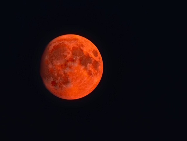 Preview Над Москвой взошла ‘оленья луна’