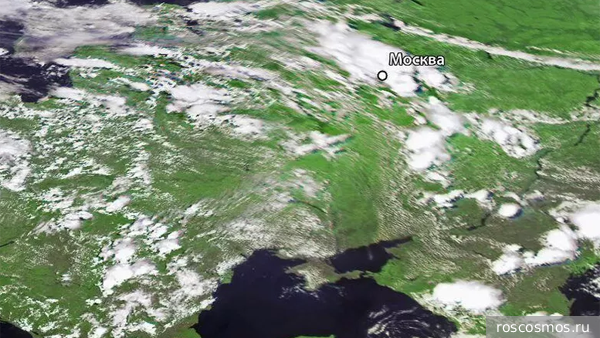 Preview «Роскосмос» показал спутниковые снимки циклона, вызвавшего ливень в Москве