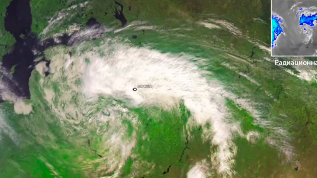 Preview «Роскосмос» показал из космоса циклон, накрывший Москву рекордным дождем