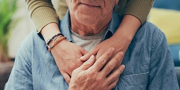 Preview Новые данные: Вакцины от опоясывающего лишая и RSV снижают риск деменции