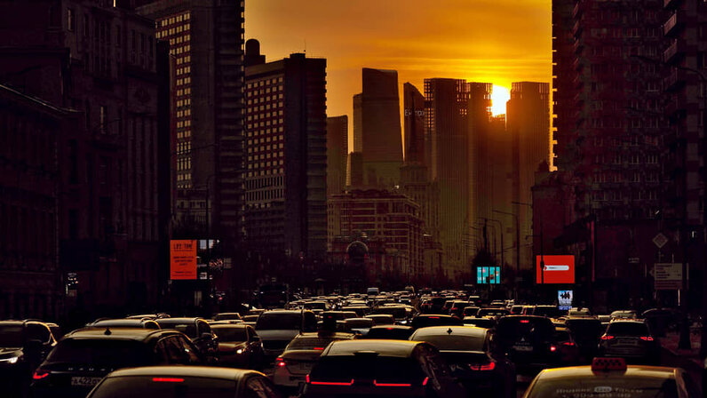 Preview Разлет осколков после инвестбума