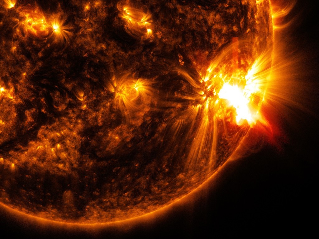 Preview На Солнце продолжается беспрецедентная многодневная вспышка