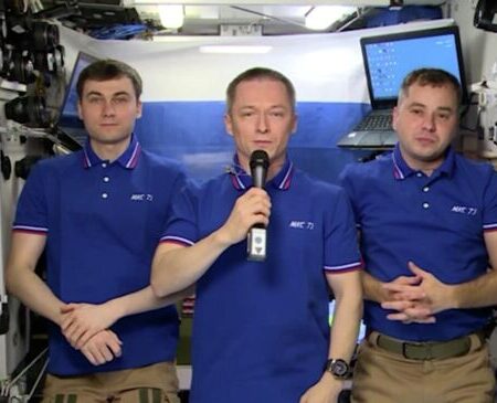 Космонавты с борта МКС поздравили победителей Международной олимпиады по ИИ