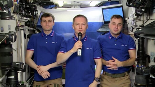 Preview Космонавты с борта МКС поздравили победителей Международной олимпиады по ИИ