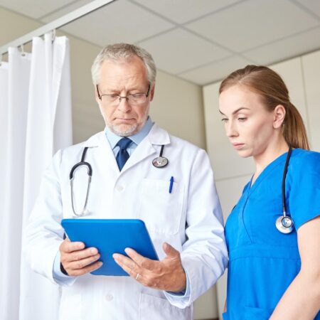 Кадровый дисбаланс в медицине: больницам нужны медсестры, а не опытные врачи