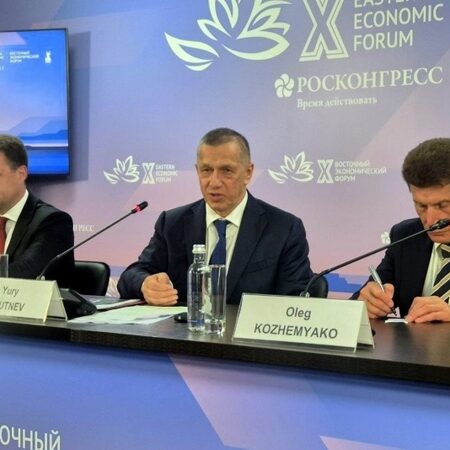Трутнев: На ВЭФ-2025 заключено 283 соглашения на сумму свыше 6 трлн рублей