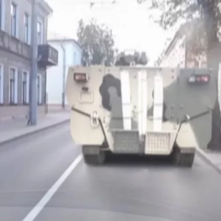 Новейший российский БТР-22 замечен в Гродно