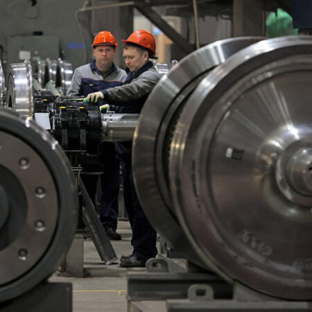 Промышленные настроения в России перестали ухудшаться