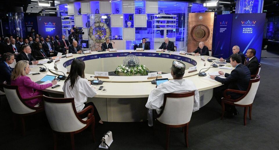 Preview Путин призывает к глобальному сотрудничеству в развитии атомной энергетики