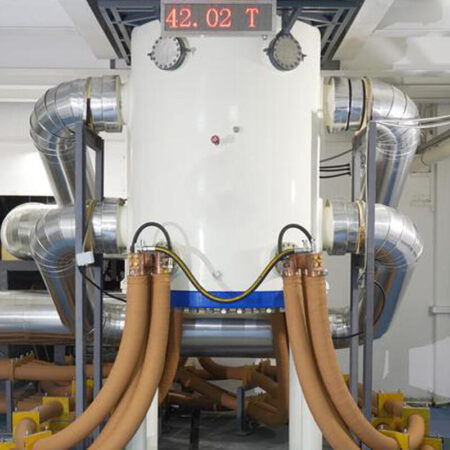 Китайские ученые установили новый мировой рекорд в создании сверхмощного магнита