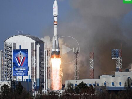 Успешный запуск с космодрома Восточный: ракета «Союз-2.1б» доставила на орбиту аппараты из трех стран