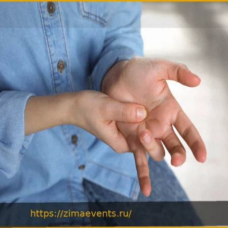 Щелкающий палец: что это такое и как лечить?