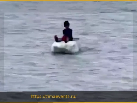 11-летний школьник вместо уроков уплыл в море на куске пенопласта